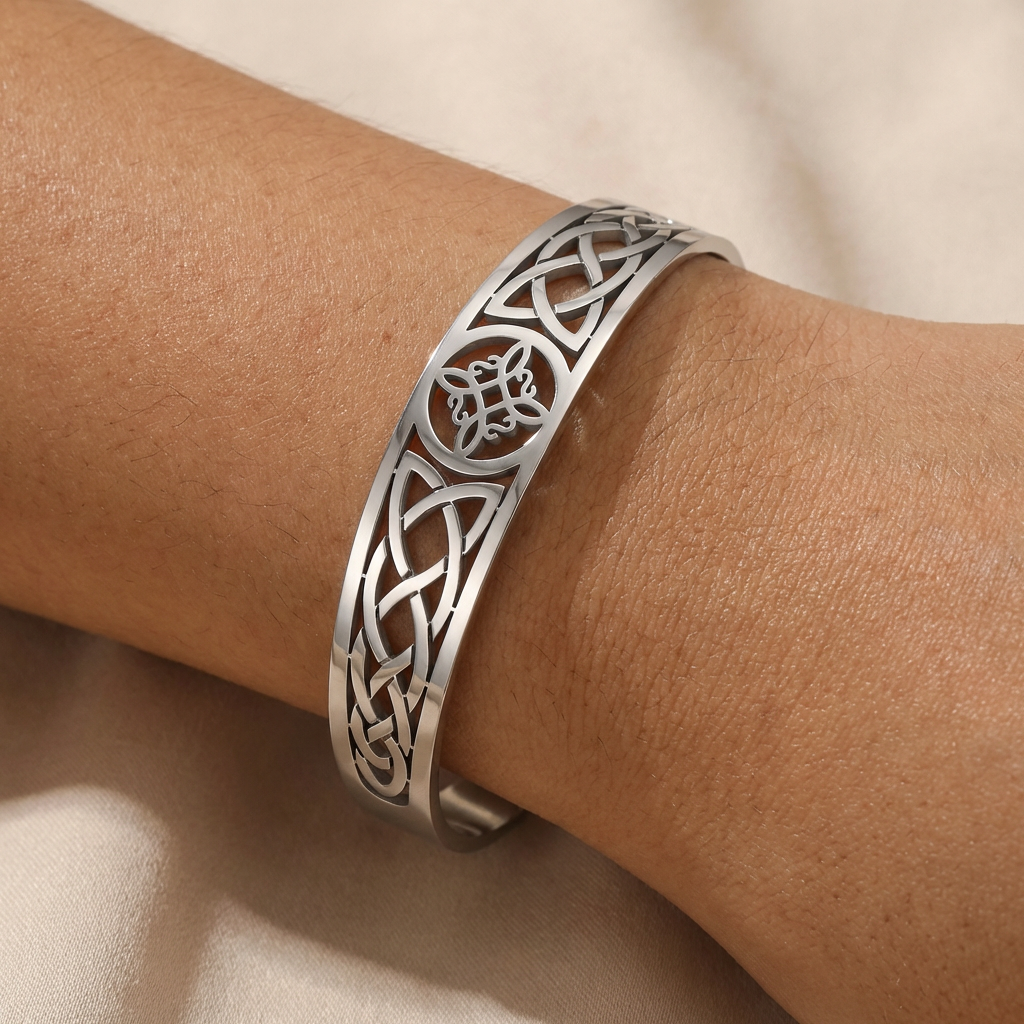 Aether™ | Open Hollow Bracelet